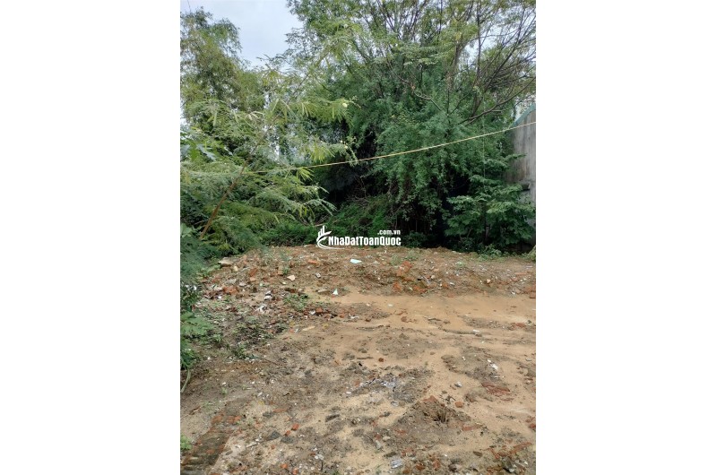 BÁN ĐẤT KIỆT Ô TÔ HÒA QUÝ – GIÁ TỐT